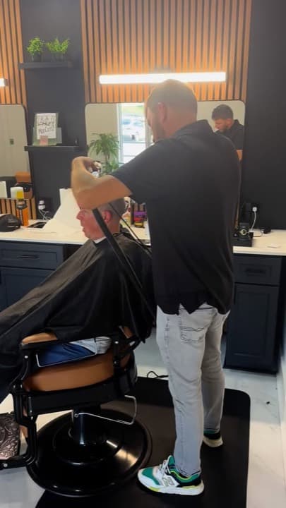 Walk-ins welcome at ModCuts
